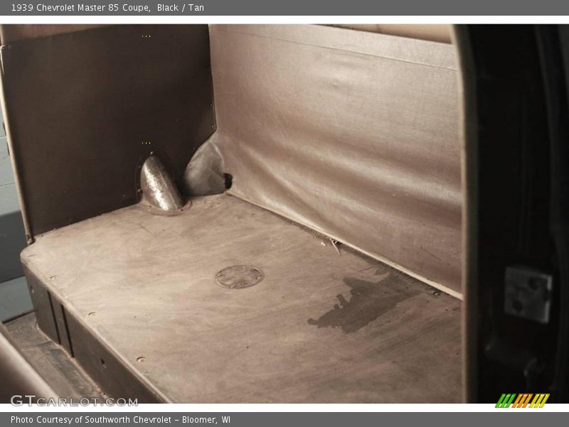 Black / Tan 1939 Chevrolet Master 85 Coupe