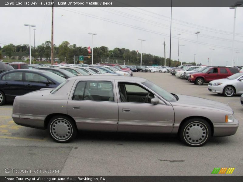 Light Driftwood Metallic / Beige 1998 Cadillac DeVille Sedan