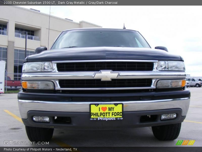 Dark Gray Metallic / Gray/Dark Charcoal 2003 Chevrolet Suburban 1500 LT