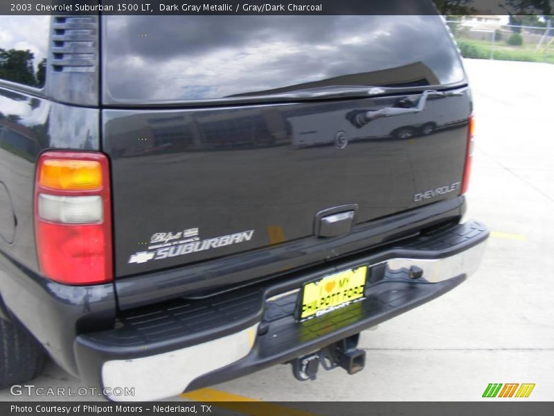 Dark Gray Metallic / Gray/Dark Charcoal 2003 Chevrolet Suburban 1500 LT