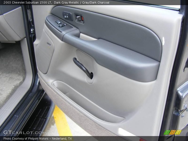 Dark Gray Metallic / Gray/Dark Charcoal 2003 Chevrolet Suburban 1500 LT