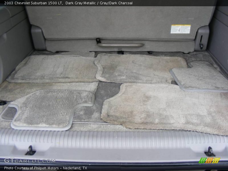 Dark Gray Metallic / Gray/Dark Charcoal 2003 Chevrolet Suburban 1500 LT
