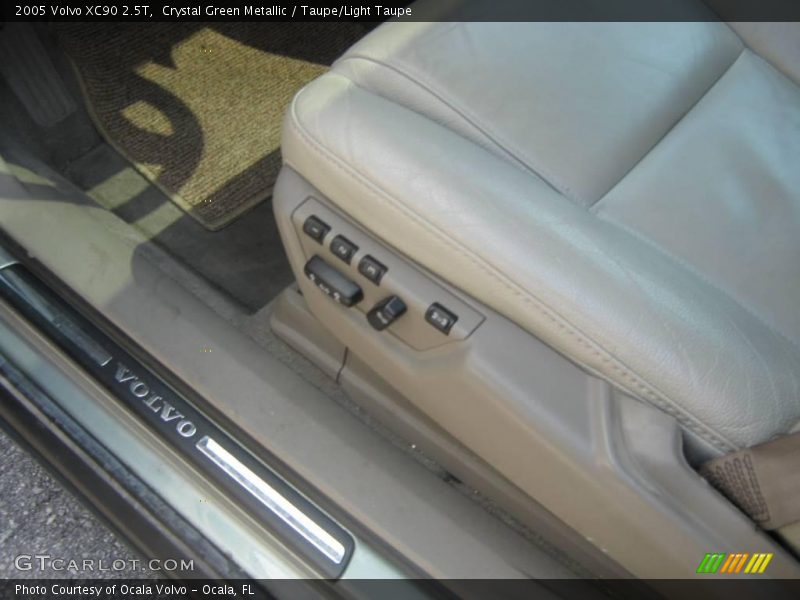 Crystal Green Metallic / Taupe/Light Taupe 2005 Volvo XC90 2.5T