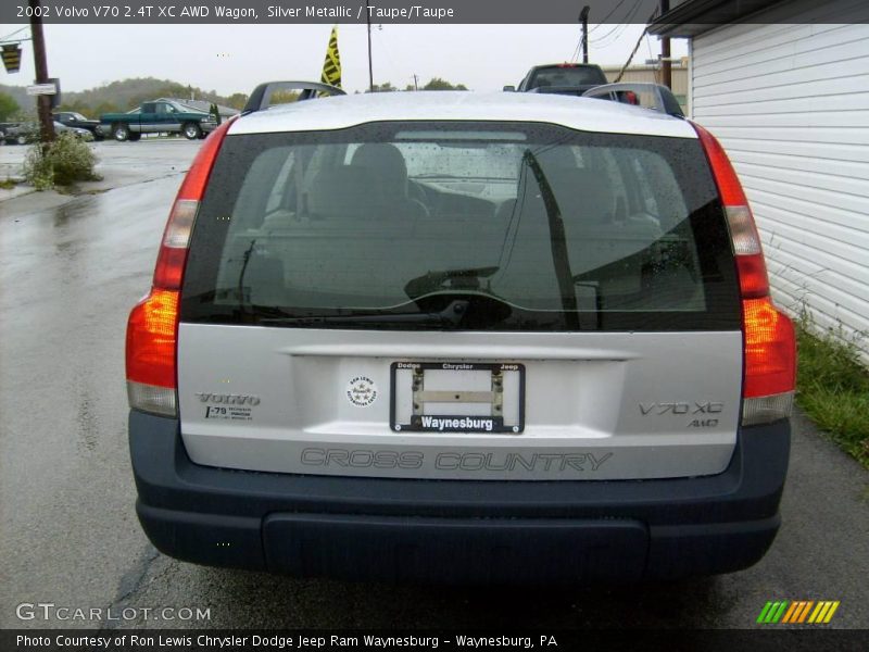 Silver Metallic / Taupe/Taupe 2002 Volvo V70 2.4T XC AWD Wagon