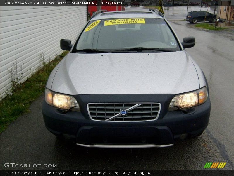 Silver Metallic / Taupe/Taupe 2002 Volvo V70 2.4T XC AWD Wagon