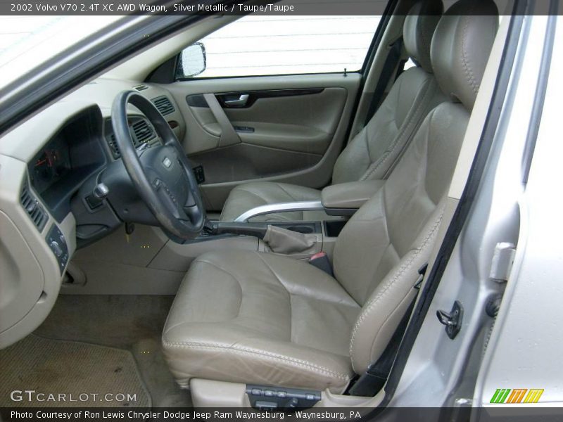 Silver Metallic / Taupe/Taupe 2002 Volvo V70 2.4T XC AWD Wagon