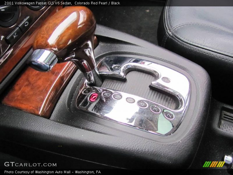 Colorado Red Pearl / Black 2001 Volkswagen Passat GLS V6 Sedan