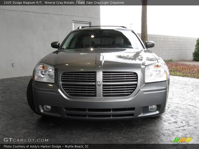 Mineral Gray Metallic / Dark Slate Gray/Light Graystone 2005 Dodge Magnum R/T