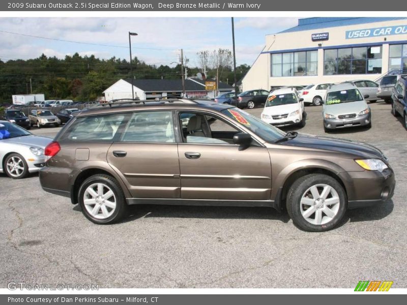 Deep Bronze Metallic / Warm Ivory 2009 Subaru Outback 2.5i Special Edition Wagon