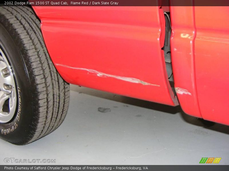 Flame Red / Dark Slate Gray 2002 Dodge Ram 1500 ST Quad Cab