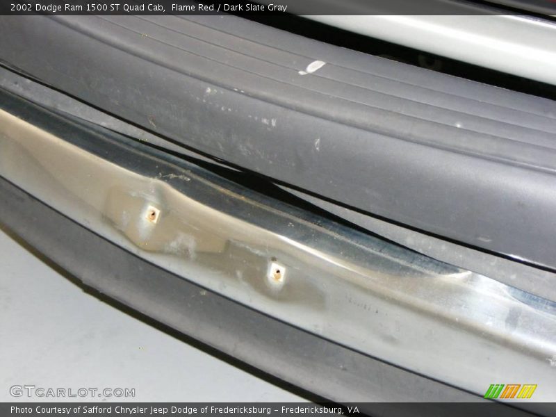 Flame Red / Dark Slate Gray 2002 Dodge Ram 1500 ST Quad Cab