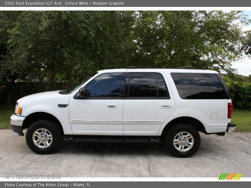 Oxford White / Medium Graphite 2002 Ford Expedition XLT 4x4