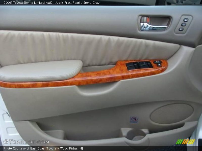 Arctic Frost Pearl / Stone Gray 2006 Toyota Sienna Limited AWD