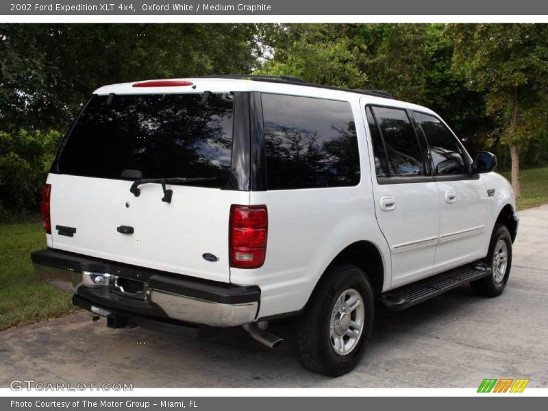 Oxford White / Medium Graphite 2002 Ford Expedition XLT 4x4