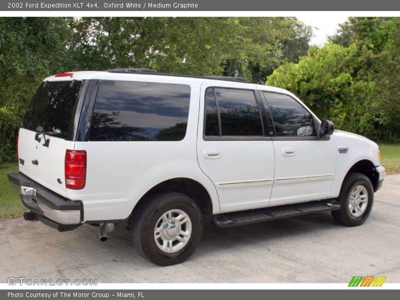 Oxford White / Medium Graphite 2002 Ford Expedition XLT 4x4