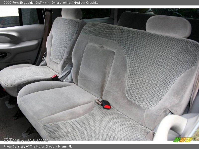 Oxford White / Medium Graphite 2002 Ford Expedition XLT 4x4