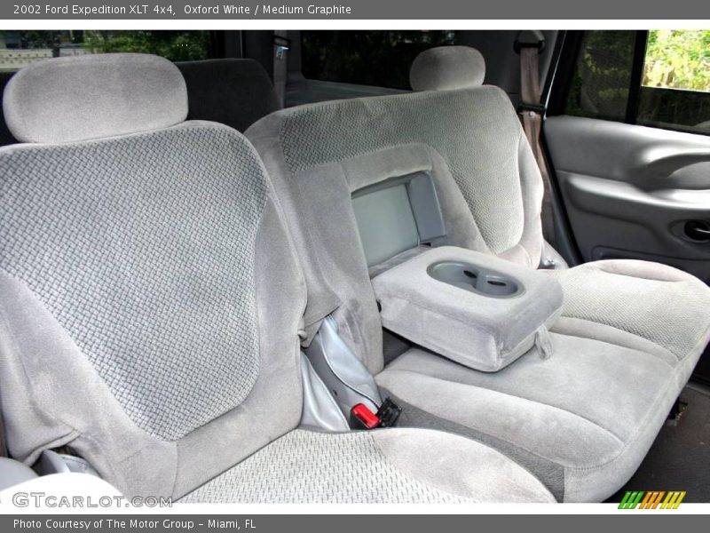 Oxford White / Medium Graphite 2002 Ford Expedition XLT 4x4