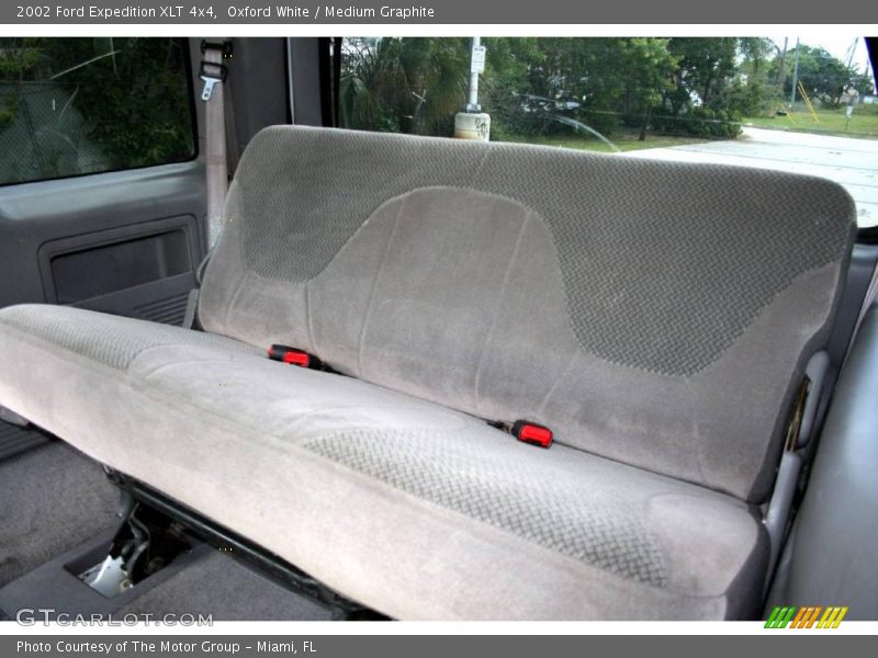 Oxford White / Medium Graphite 2002 Ford Expedition XLT 4x4