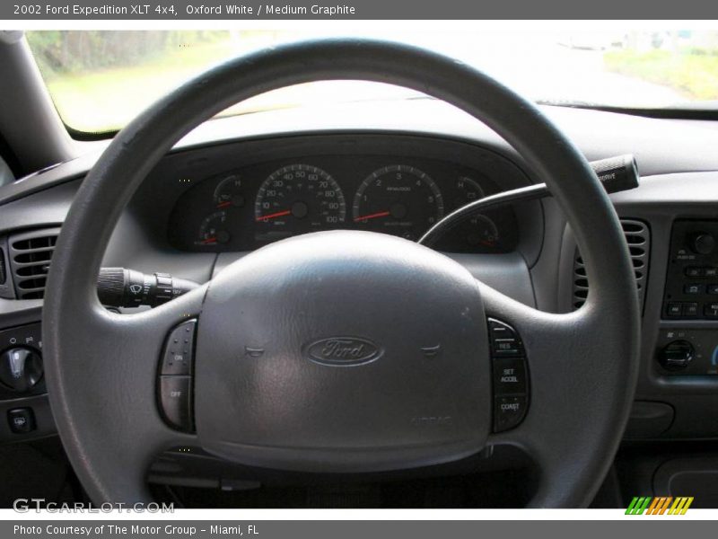 Oxford White / Medium Graphite 2002 Ford Expedition XLT 4x4