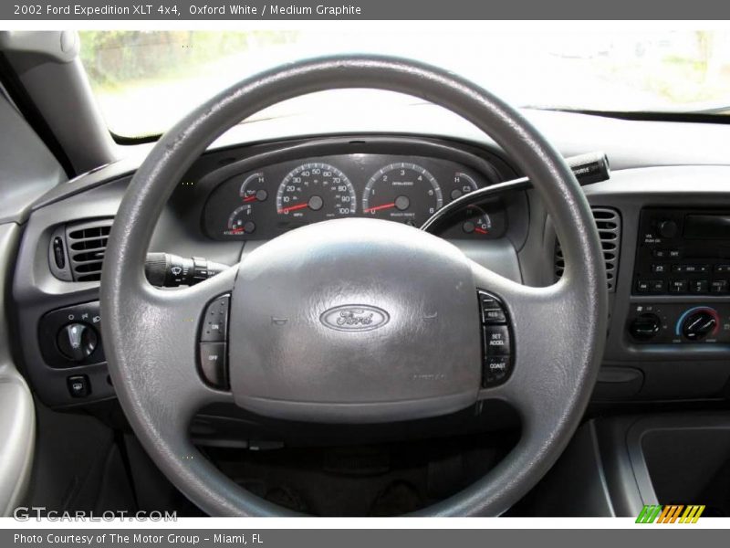 Oxford White / Medium Graphite 2002 Ford Expedition XLT 4x4