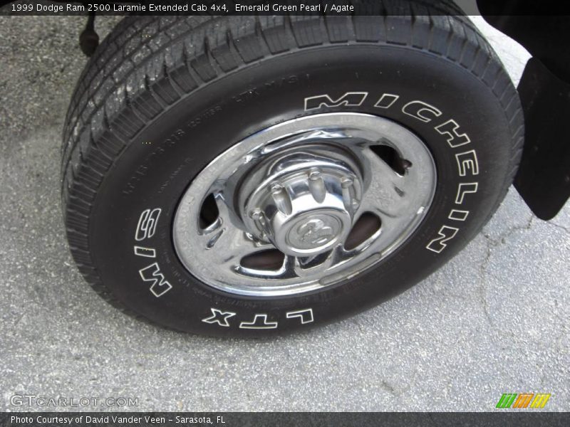 Emerald Green Pearl / Agate 1999 Dodge Ram 2500 Laramie Extended Cab 4x4