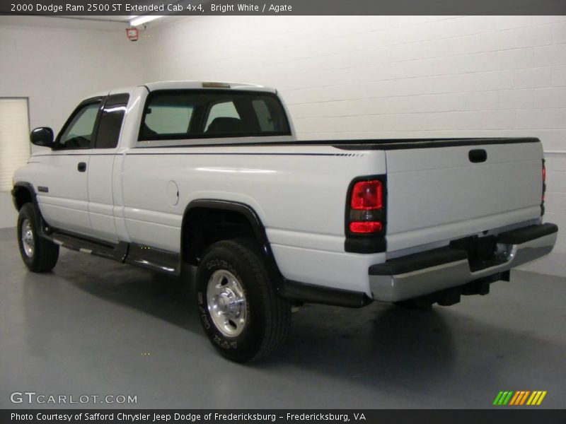 Bright White / Agate 2000 Dodge Ram 2500 ST Extended Cab 4x4