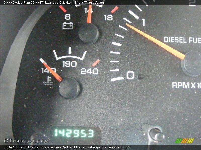 Bright White / Agate 2000 Dodge Ram 2500 ST Extended Cab 4x4