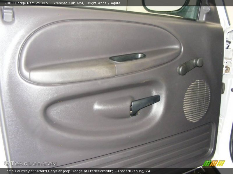 Bright White / Agate 2000 Dodge Ram 2500 ST Extended Cab 4x4