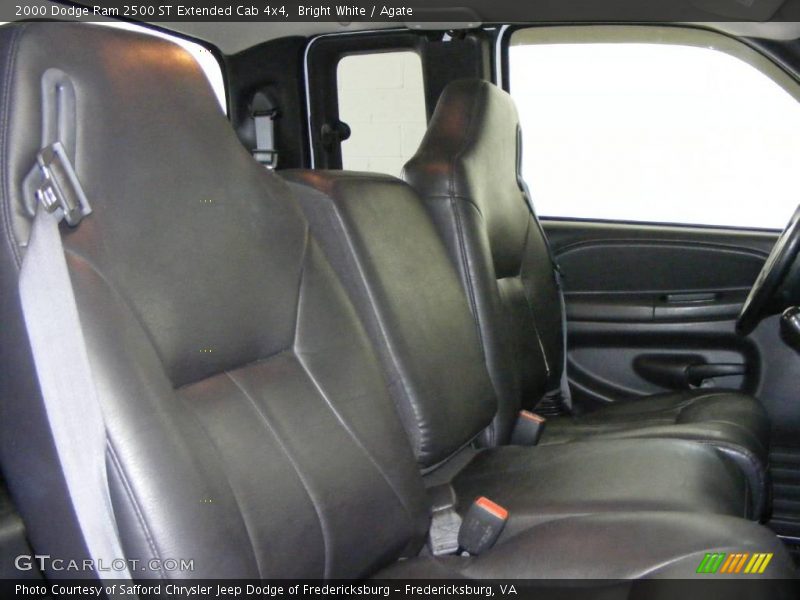 Bright White / Agate 2000 Dodge Ram 2500 ST Extended Cab 4x4