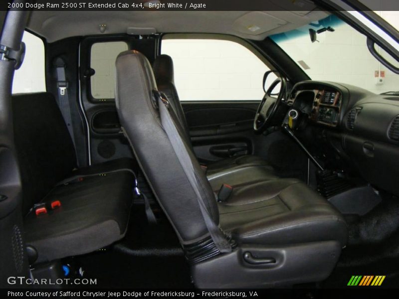 Bright White / Agate 2000 Dodge Ram 2500 ST Extended Cab 4x4