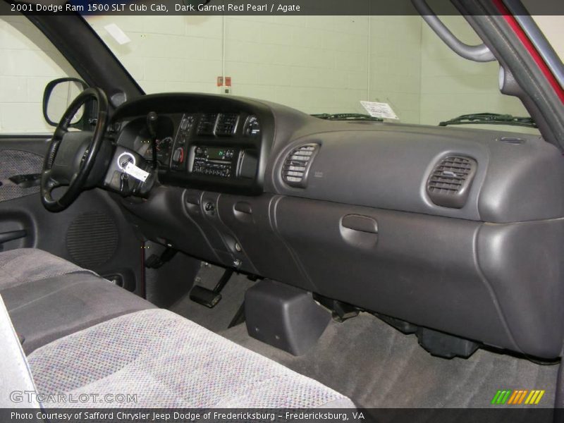 Dark Garnet Red Pearl / Agate 2001 Dodge Ram 1500 SLT Club Cab
