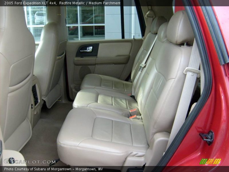 Redfire Metallic / Medium Parchment 2005 Ford Expedition XLT 4x4