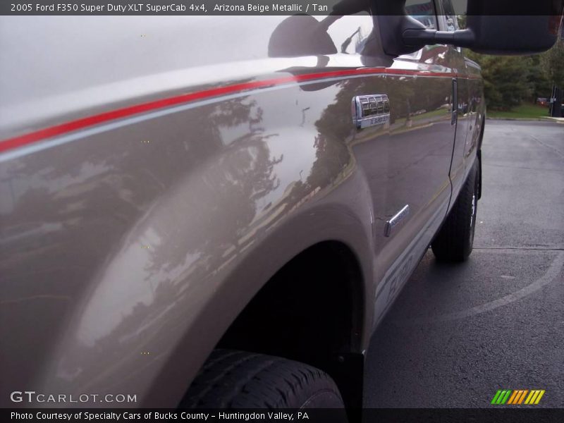 Arizona Beige Metallic / Tan 2005 Ford F350 Super Duty XLT SuperCab 4x4