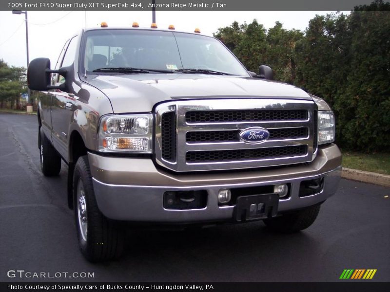 Arizona Beige Metallic / Tan 2005 Ford F350 Super Duty XLT SuperCab 4x4