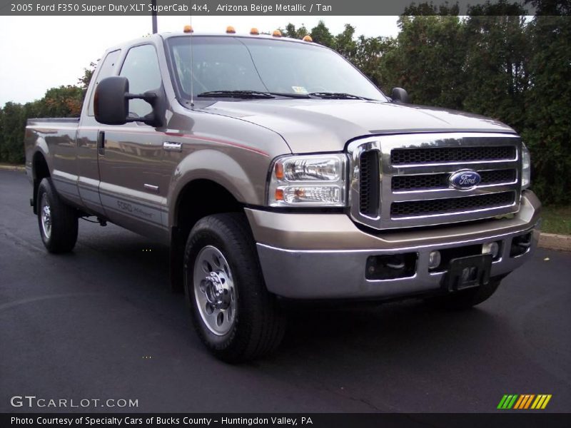 Arizona Beige Metallic / Tan 2005 Ford F350 Super Duty XLT SuperCab 4x4