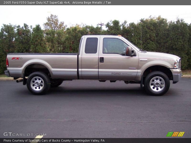 Arizona Beige Metallic / Tan 2005 Ford F350 Super Duty XLT SuperCab 4x4