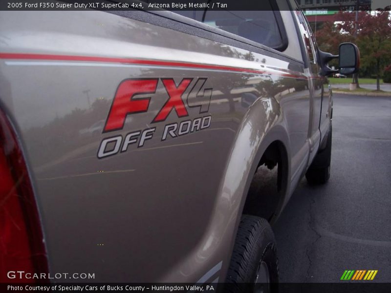 Arizona Beige Metallic / Tan 2005 Ford F350 Super Duty XLT SuperCab 4x4