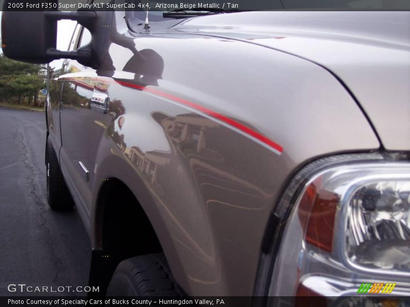 Arizona Beige Metallic / Tan 2005 Ford F350 Super Duty XLT SuperCab 4x4