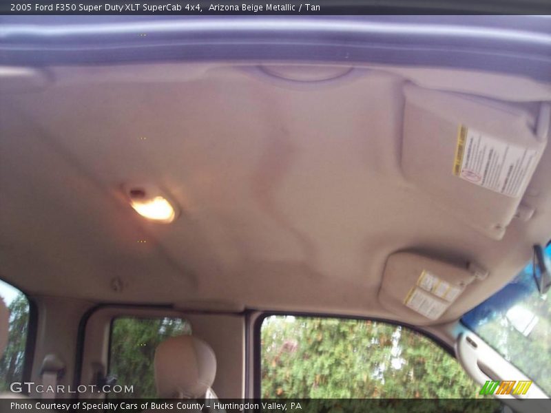 Arizona Beige Metallic / Tan 2005 Ford F350 Super Duty XLT SuperCab 4x4