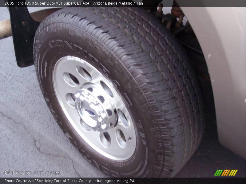 Arizona Beige Metallic / Tan 2005 Ford F350 Super Duty XLT SuperCab 4x4
