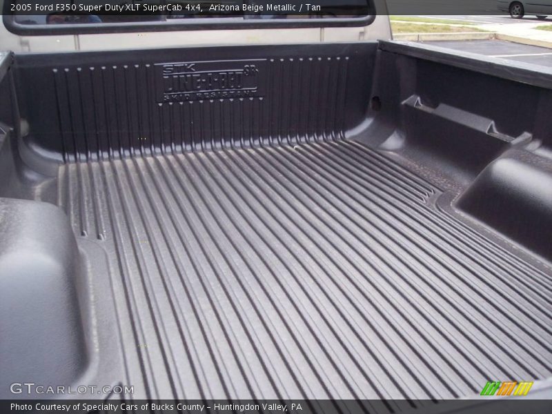 Arizona Beige Metallic / Tan 2005 Ford F350 Super Duty XLT SuperCab 4x4