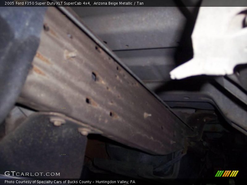 Arizona Beige Metallic / Tan 2005 Ford F350 Super Duty XLT SuperCab 4x4