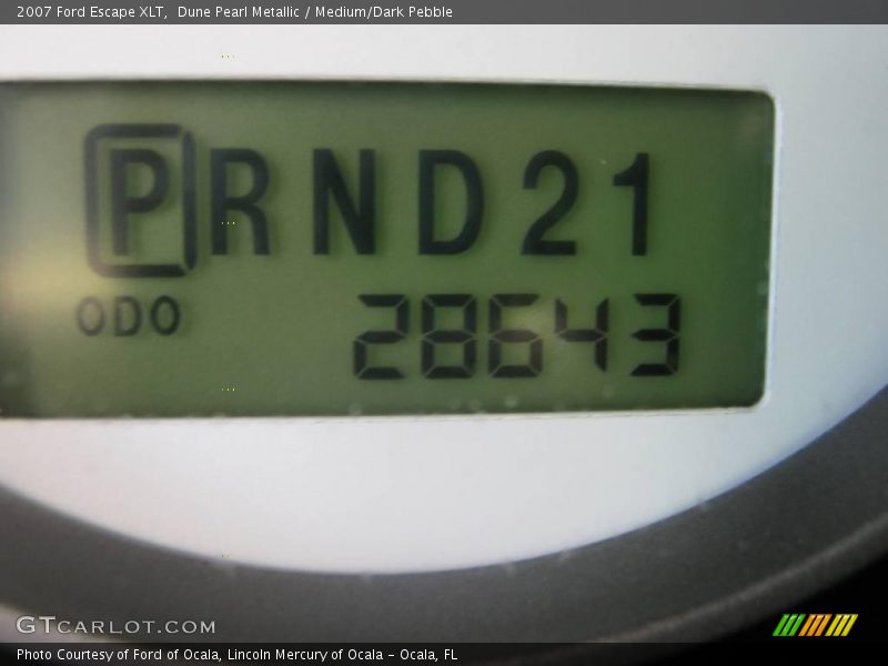 Dune Pearl Metallic / Medium/Dark Pebble 2007 Ford Escape XLT