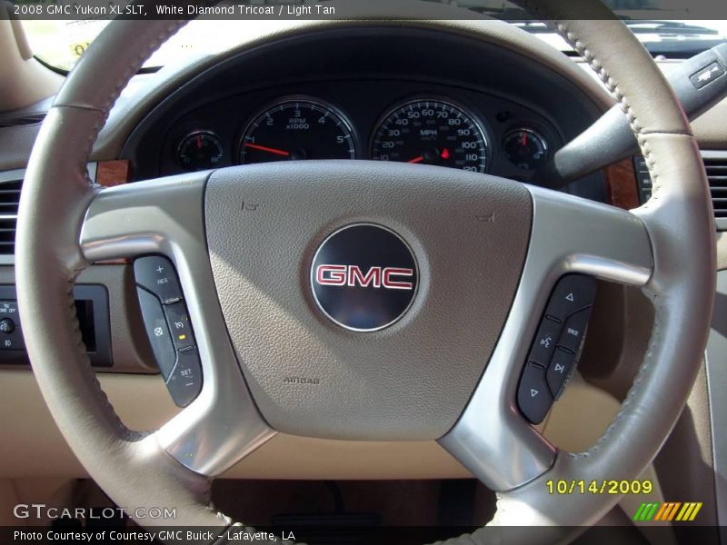White Diamond Tricoat / Light Tan 2008 GMC Yukon XL SLT