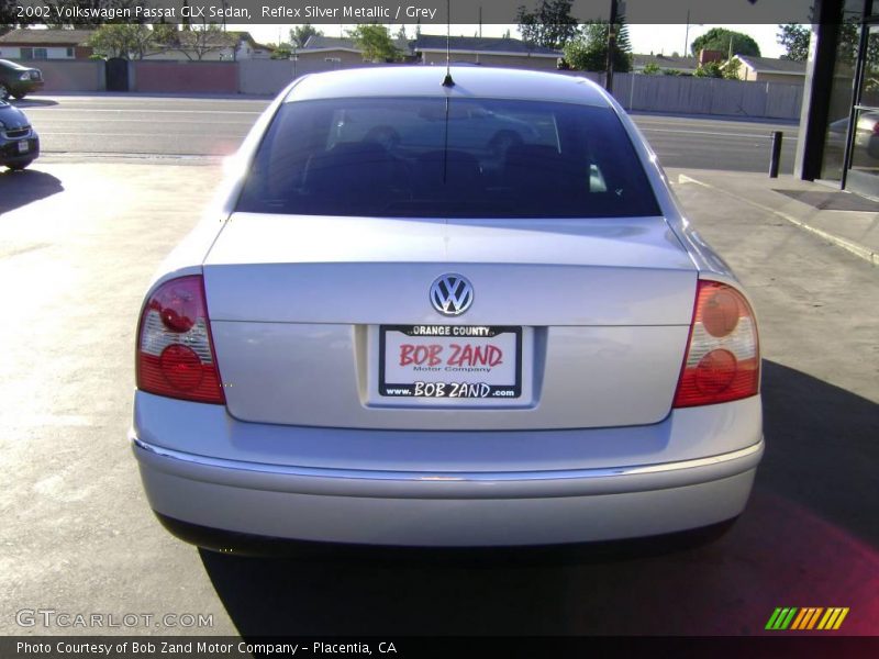 Reflex Silver Metallic / Grey 2002 Volkswagen Passat GLX Sedan