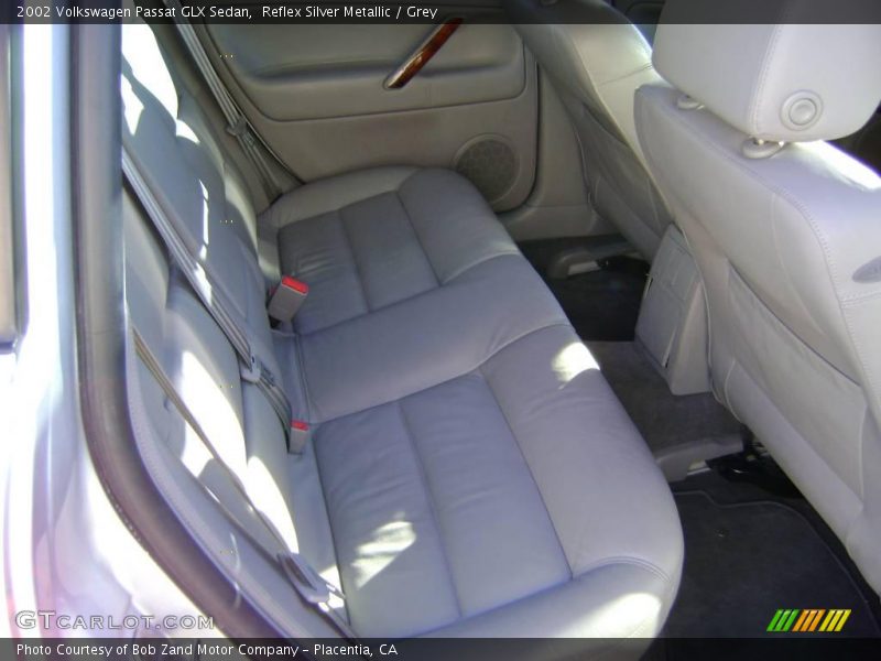 Reflex Silver Metallic / Grey 2002 Volkswagen Passat GLX Sedan