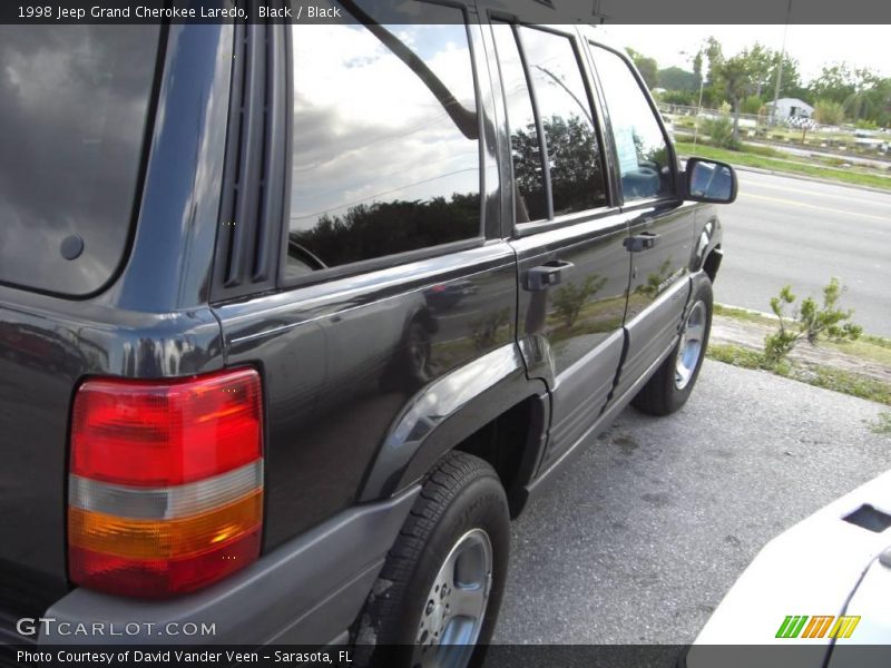 Black / Black 1998 Jeep Grand Cherokee Laredo