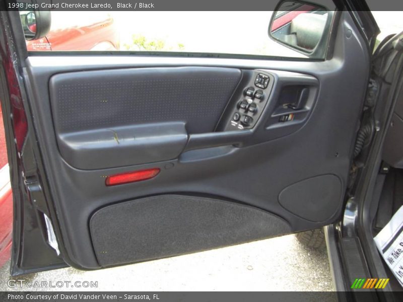 Black / Black 1998 Jeep Grand Cherokee Laredo