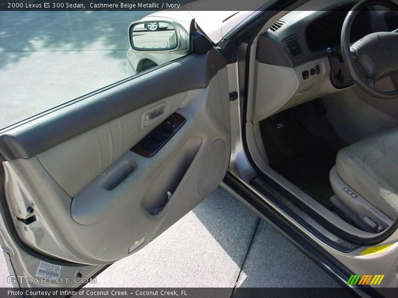 Cashmere Beige Metallic / Ivory 2000 Lexus ES 300 Sedan