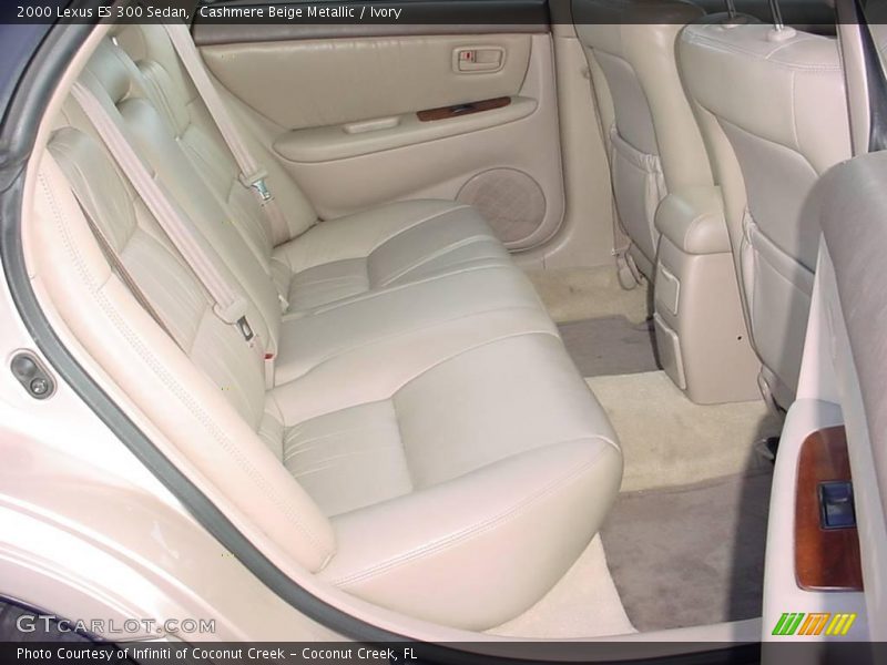 Cashmere Beige Metallic / Ivory 2000 Lexus ES 300 Sedan